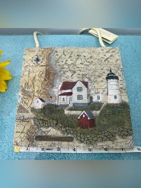 Coastal Lighthouse Wall Plaque – Red, White & Green Home Wall Decor 3D